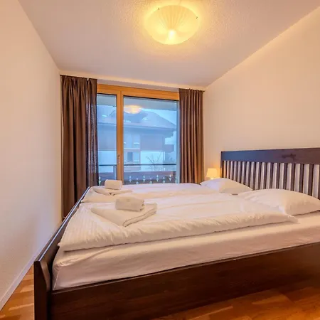 Chalet Apartments Iseltwald *