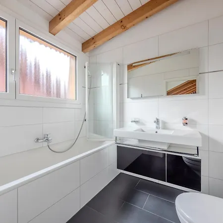 Chalet Apartments Iseltwald איסלטואלד