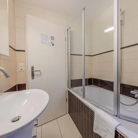 Chalet Apartments Iseltwald דירה