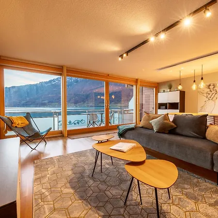 Chalet Apartments Iseltwald