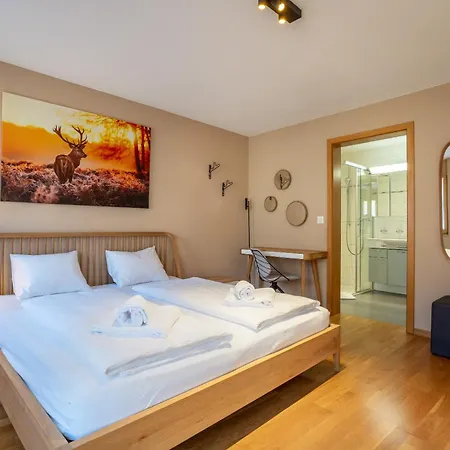 Chalet Apartments Iseltwald דירה איסלטואלד