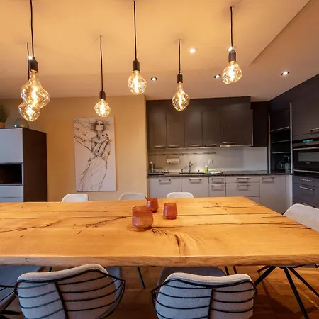 Chalet Apartments Iseltwald דירה איסלטואלד