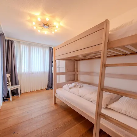Chalet Apartments Iseltwald *