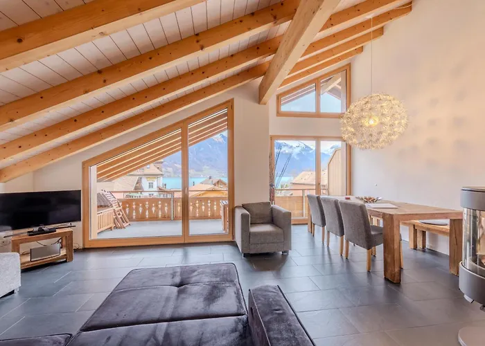 伊兹娃德公寓 *