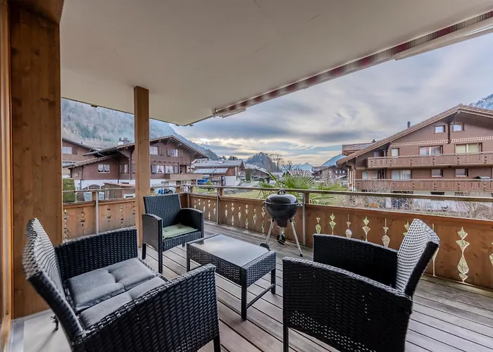 伊兹娃德公寓 *