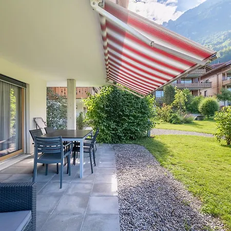 Chalet Apartments Iseltwald *