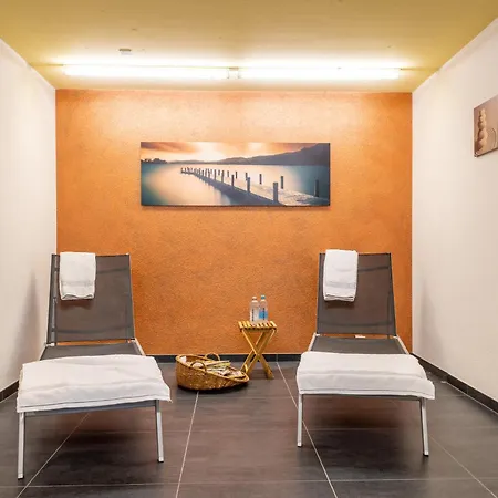 Chalet Apartments Iseltwald *